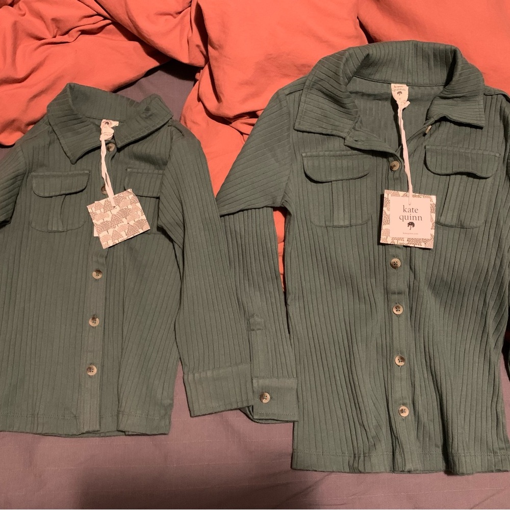 Kate Quinn Green Button Down Shirts for Kids
